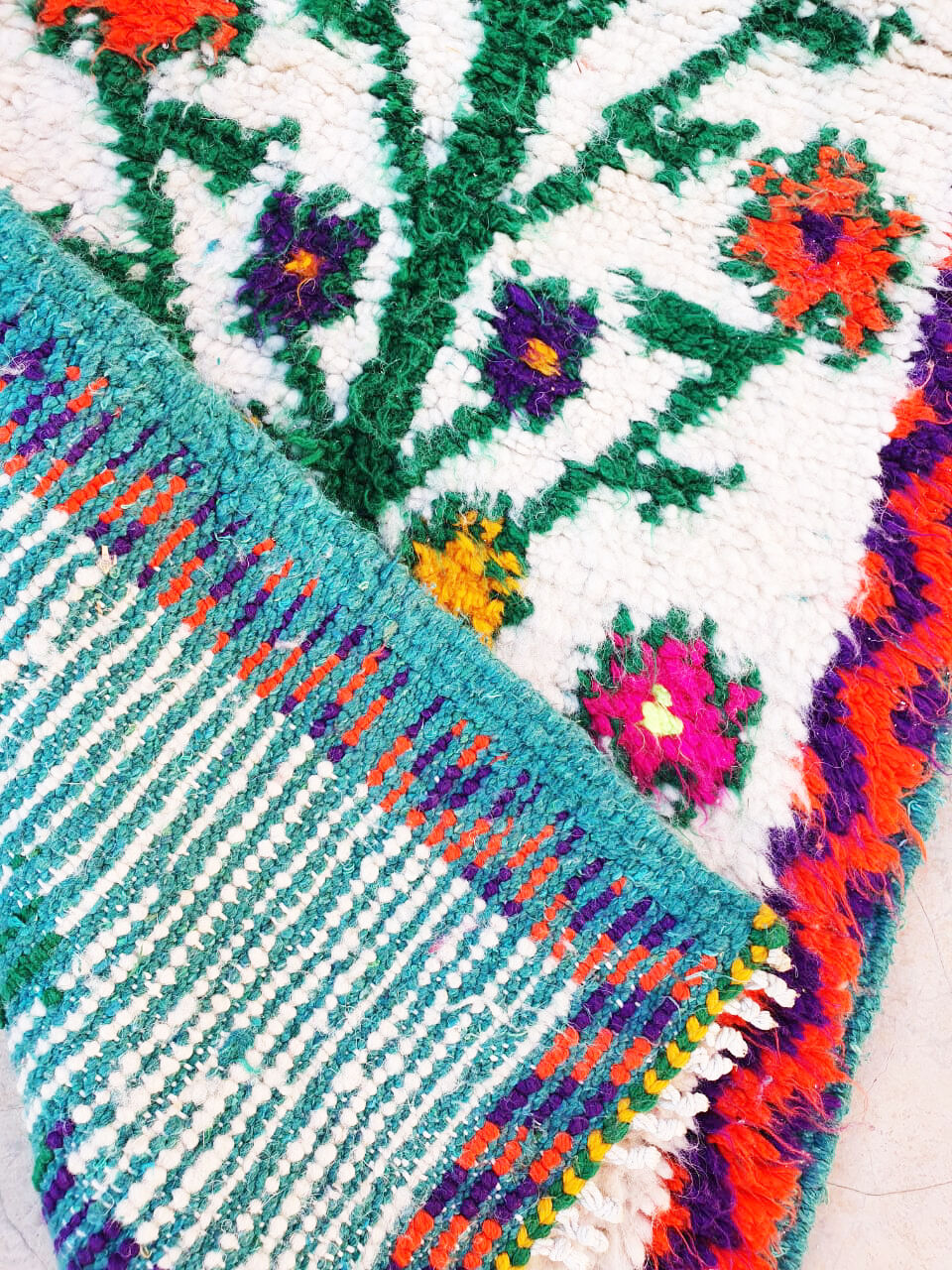 Berber carpet bouquet of flowers 100 X 50cm