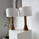 Paire de lampes de table bois chêne années 50