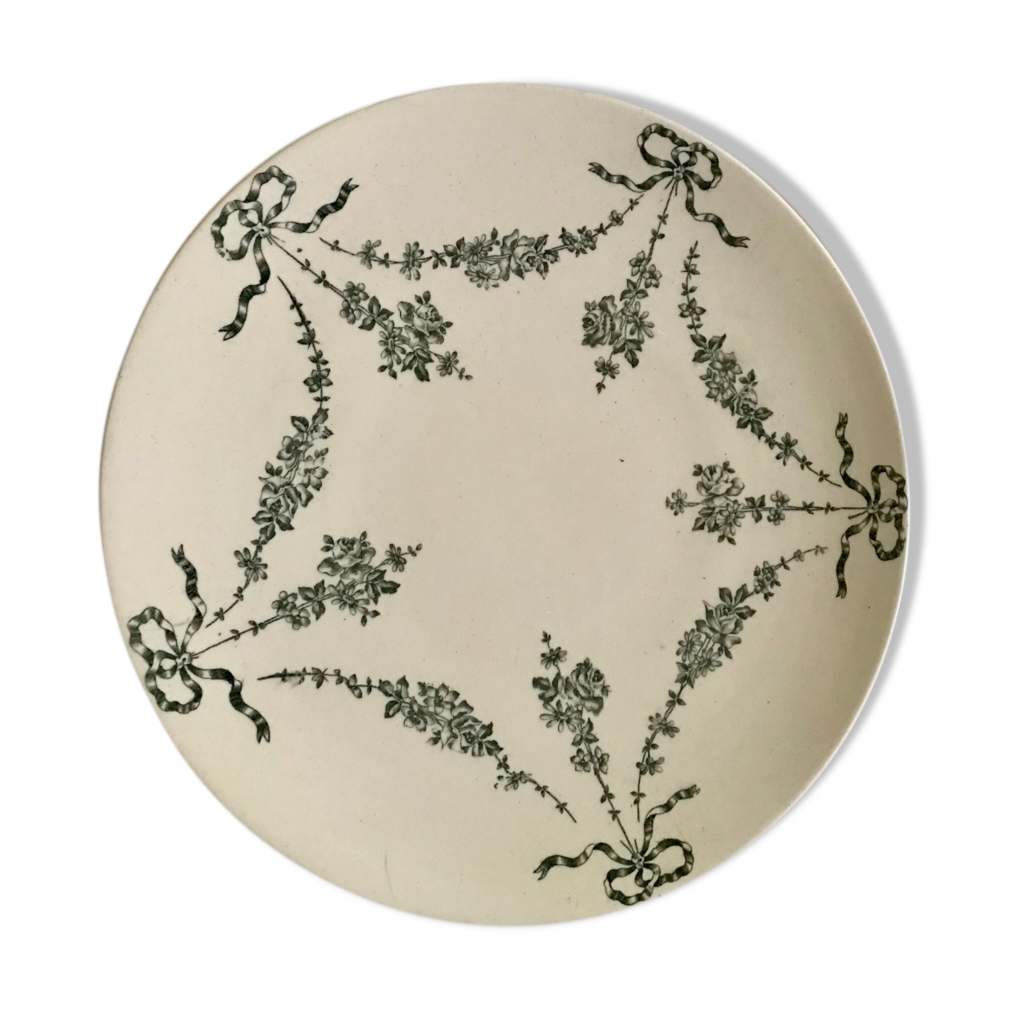 Longchamp iron earth dish