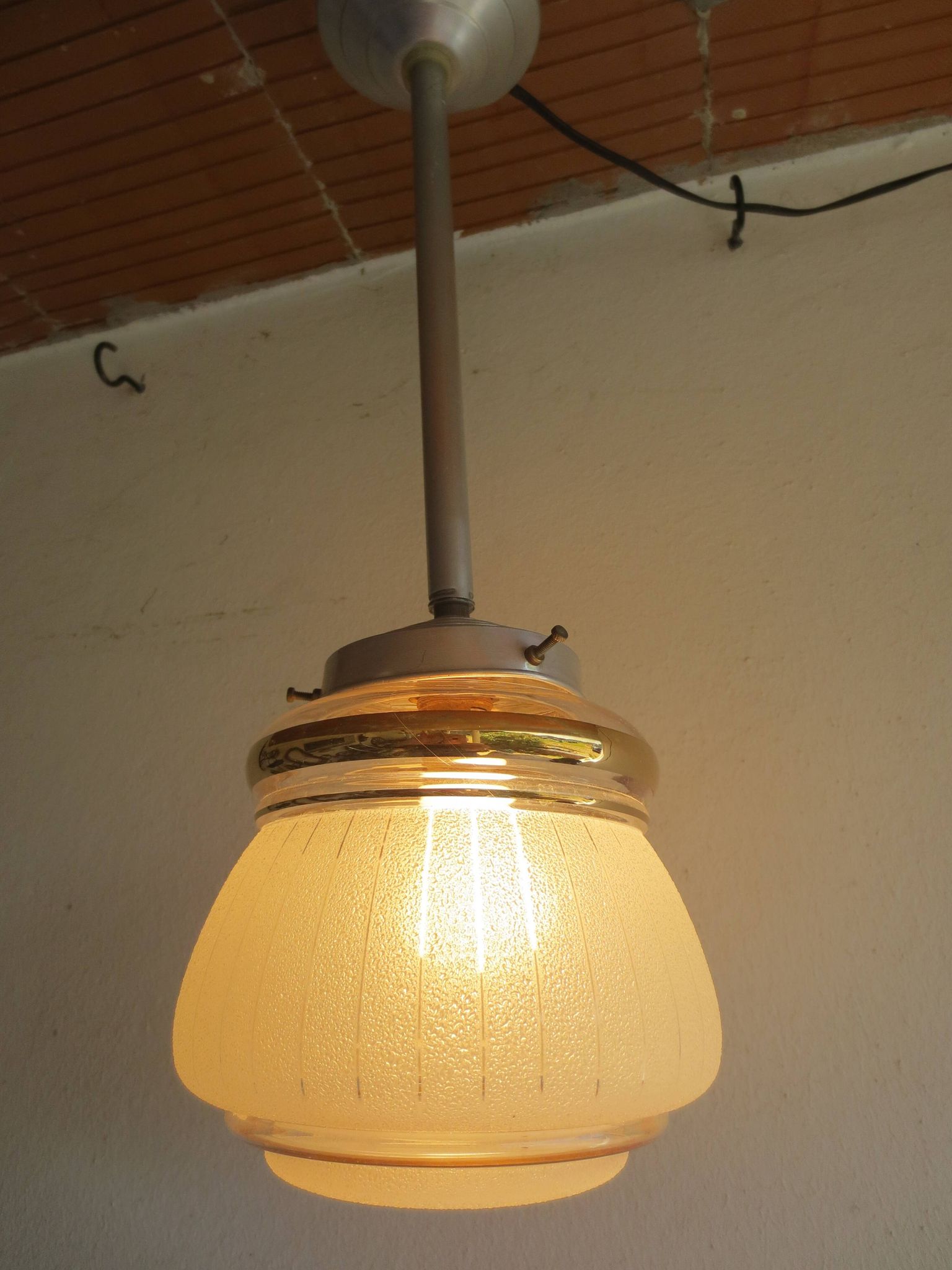 Suspension vintage en verre granité