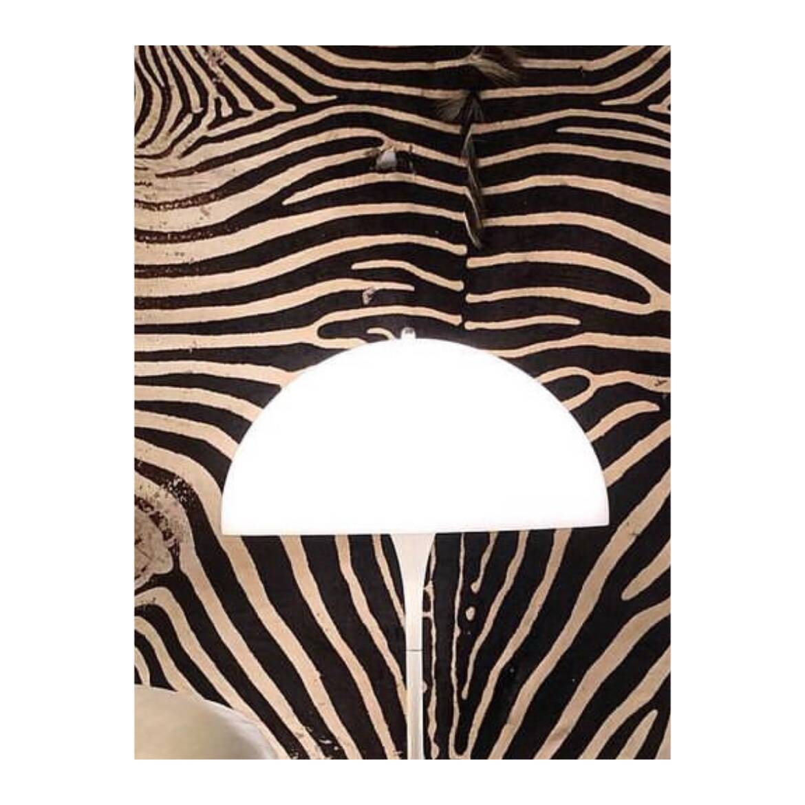 Lampadaire tulipe blanc modèle Panthella par Verner Panton, 1971