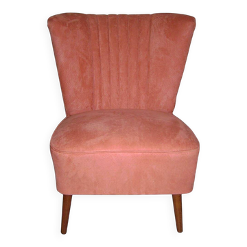 1950s brown and salmon cocktail chair in fabric, wooden legs.