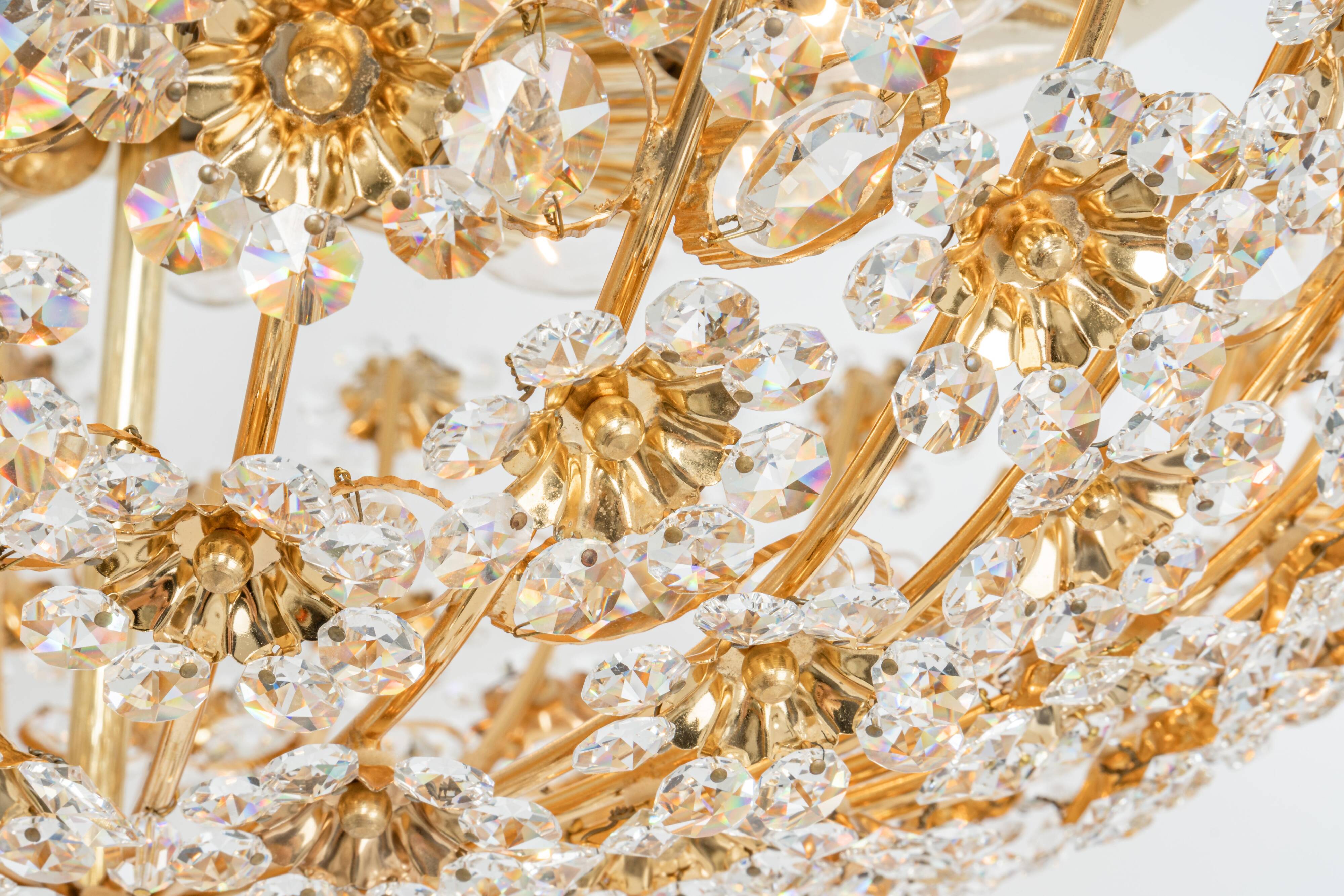 Small delicate ceiling light in gilded brass and cut glass in the shape of flowers by Palwa, Germany, 1970s.