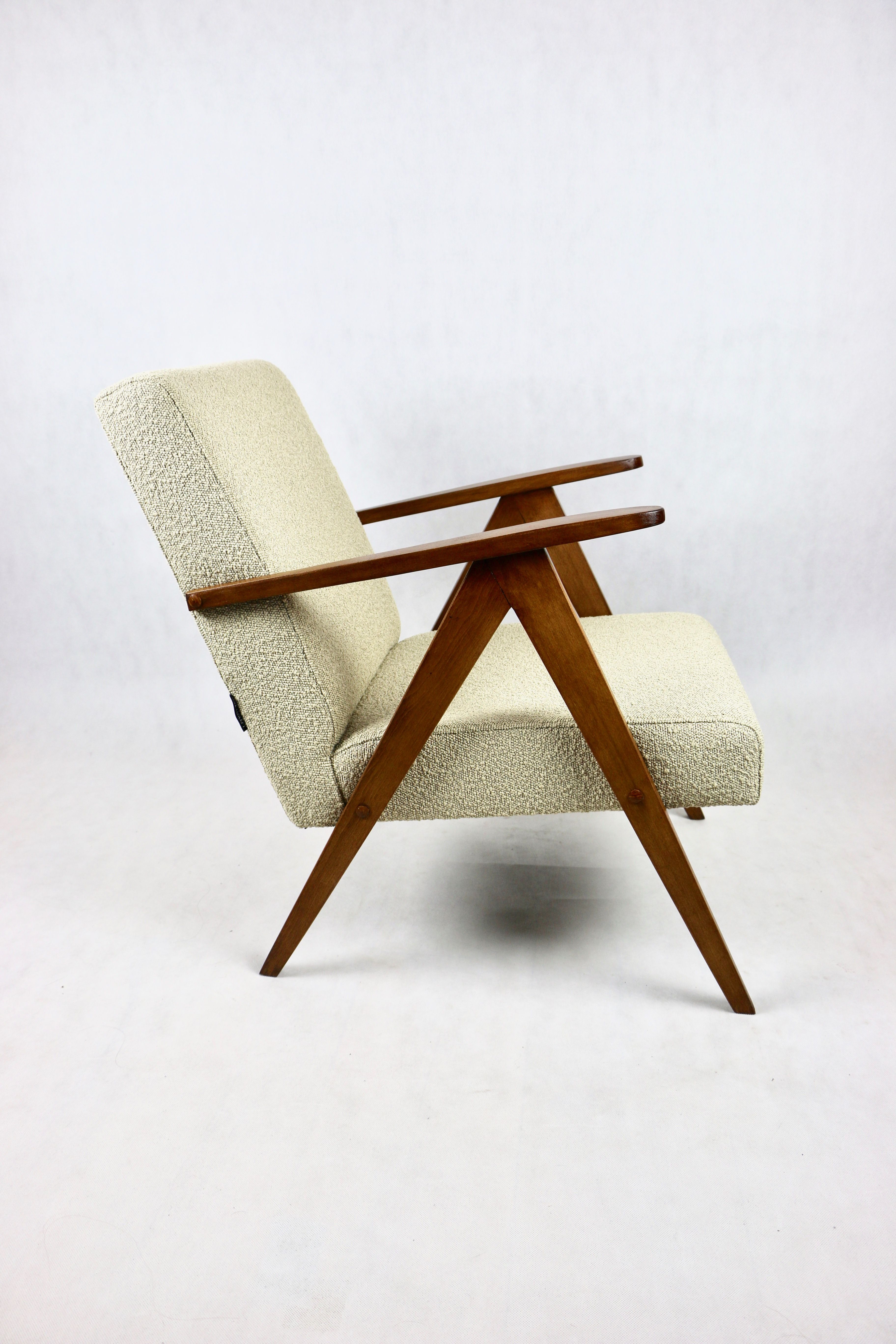 Vintage Beige Boucle and Rosewood Model like B-310 Lounge Chair, 1970s
