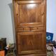 Armoire type cabinet vendéen, en bois massif