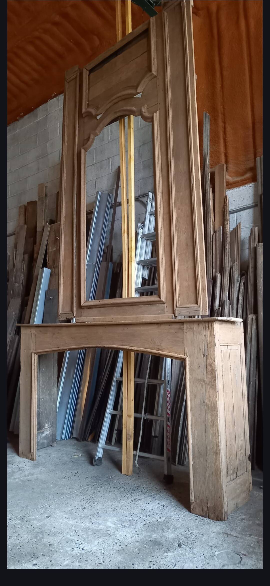 Cheminée et trumeau de château XVIIIe en chêne