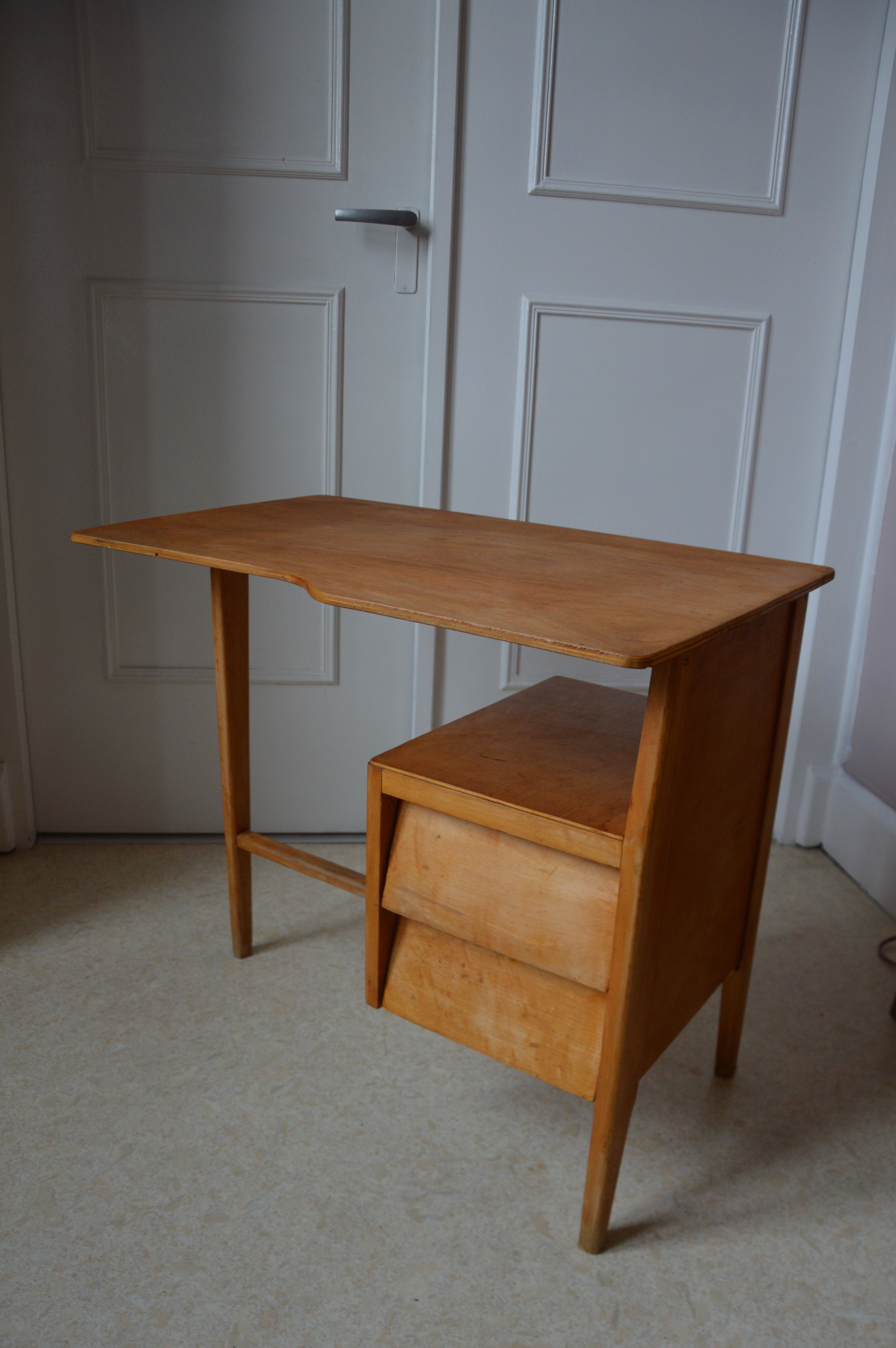 Writing desk