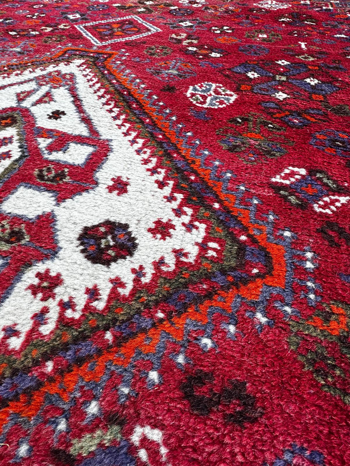Handmade Persian Shiraz carpet 2m x 3m