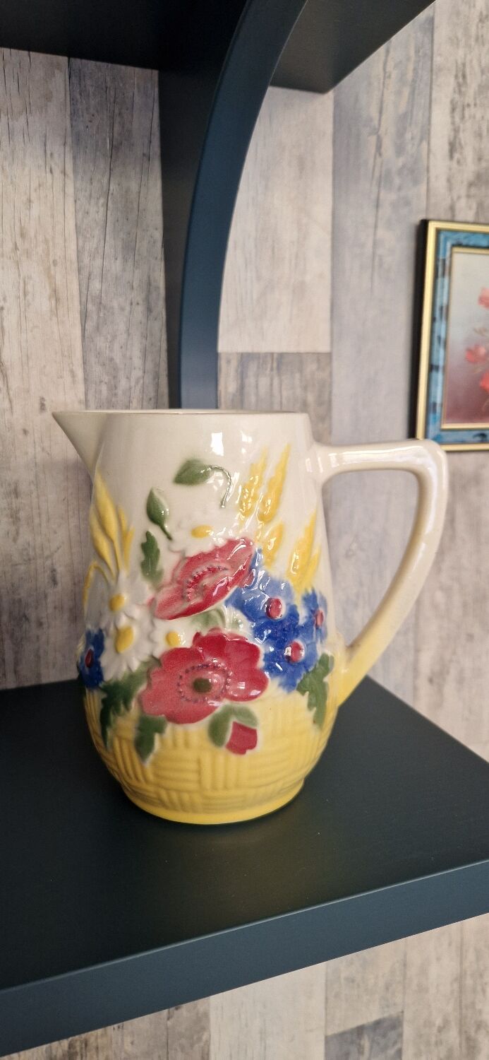 St Clément slipware jug