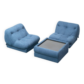Ensemble de salon vintage avec 2 fauteuils et table basse en tissu des années 1970 Modernariato