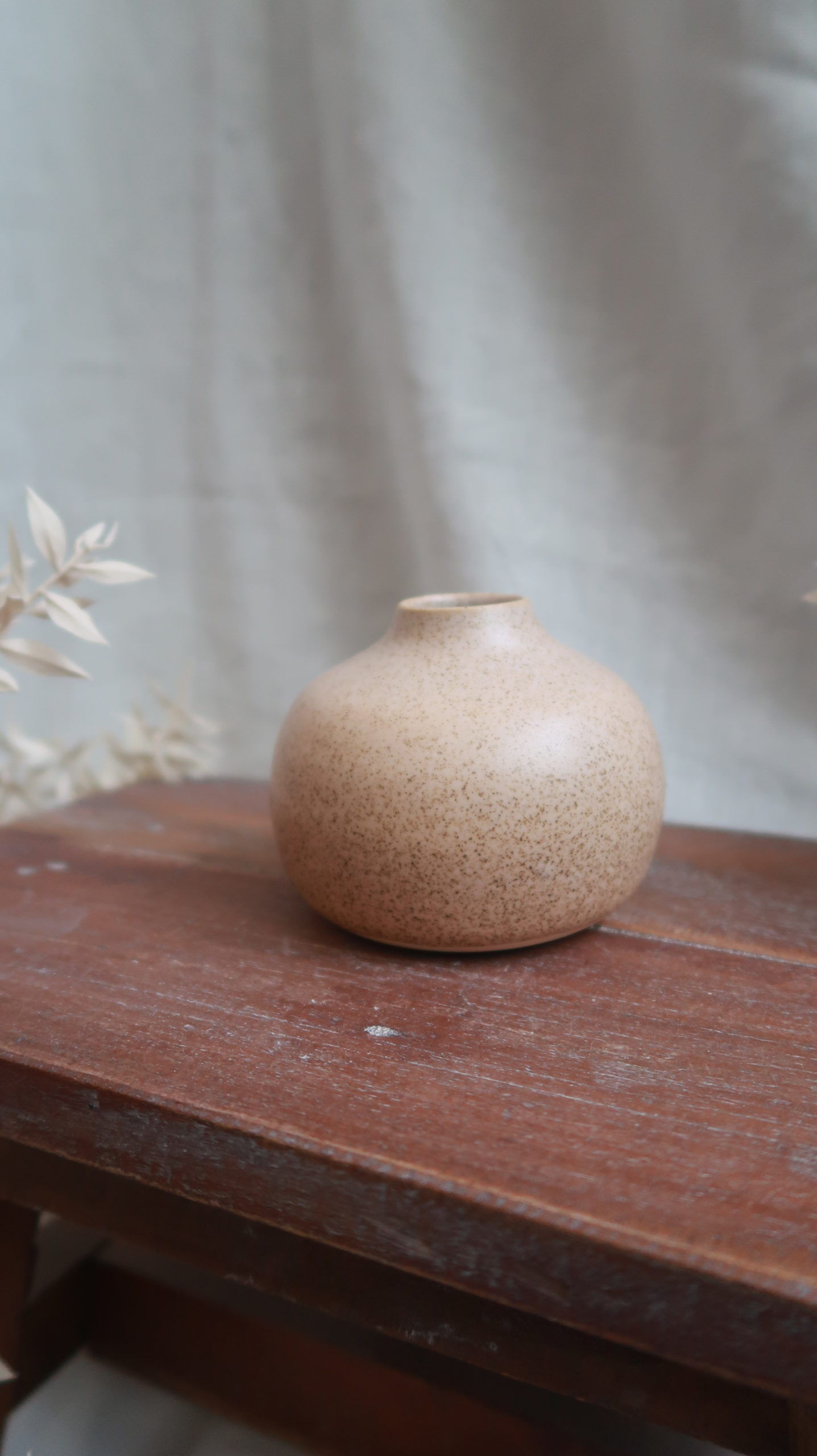 Vase roundy neck speckled - vagabonde creation