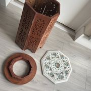 Petite table d’ appoint