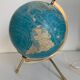 Globe vintage 1974 terrestre verre tripode Taride