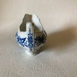 Ridgway Staffordshire England Pagoda Gravy Boat