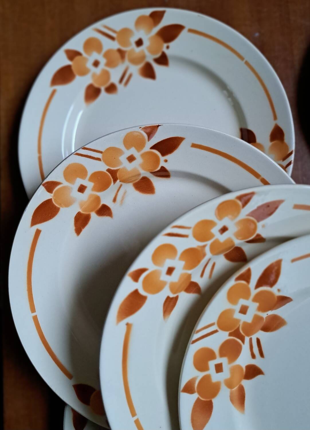 Suite of 21 stencilled plates