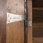 Armoire à Secret Du 17ème Siècle En Noyer