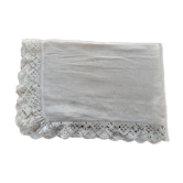 Tablecloth in white-ecru cotton thread. hook border. handmade. 50s.
