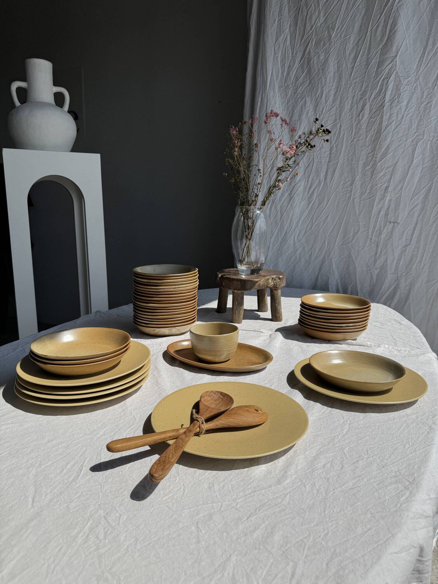 Set of 29 CNP village France D19 soup plates