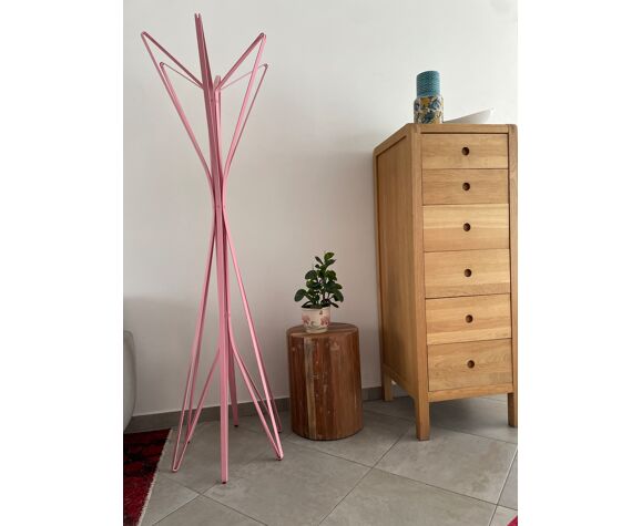 Zanotta coat rack in pink steel 4 branches