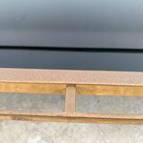 Table basse en bronze et verre opalin noir