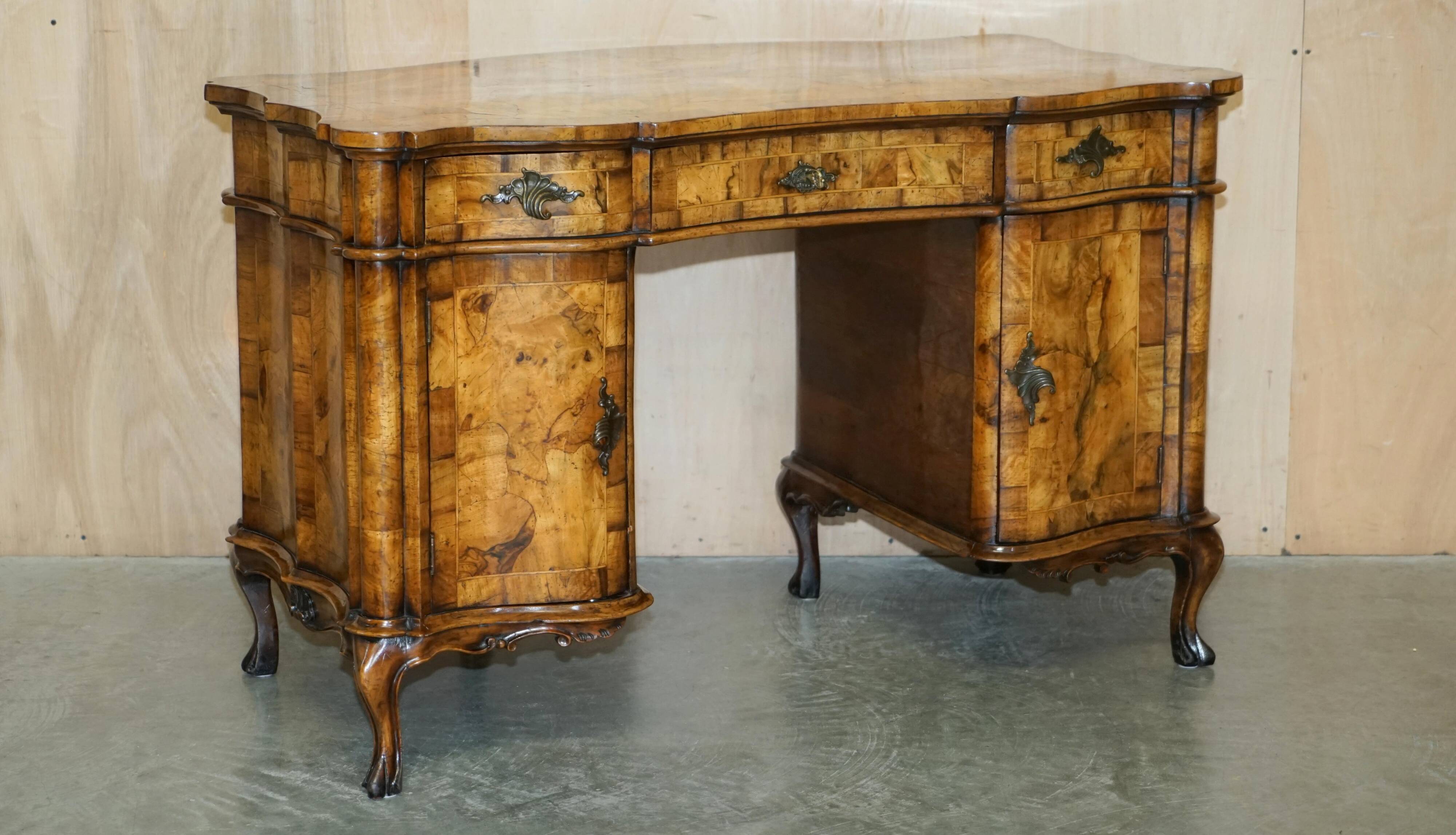 Antique Italian writing desk in olive wood circa 1860