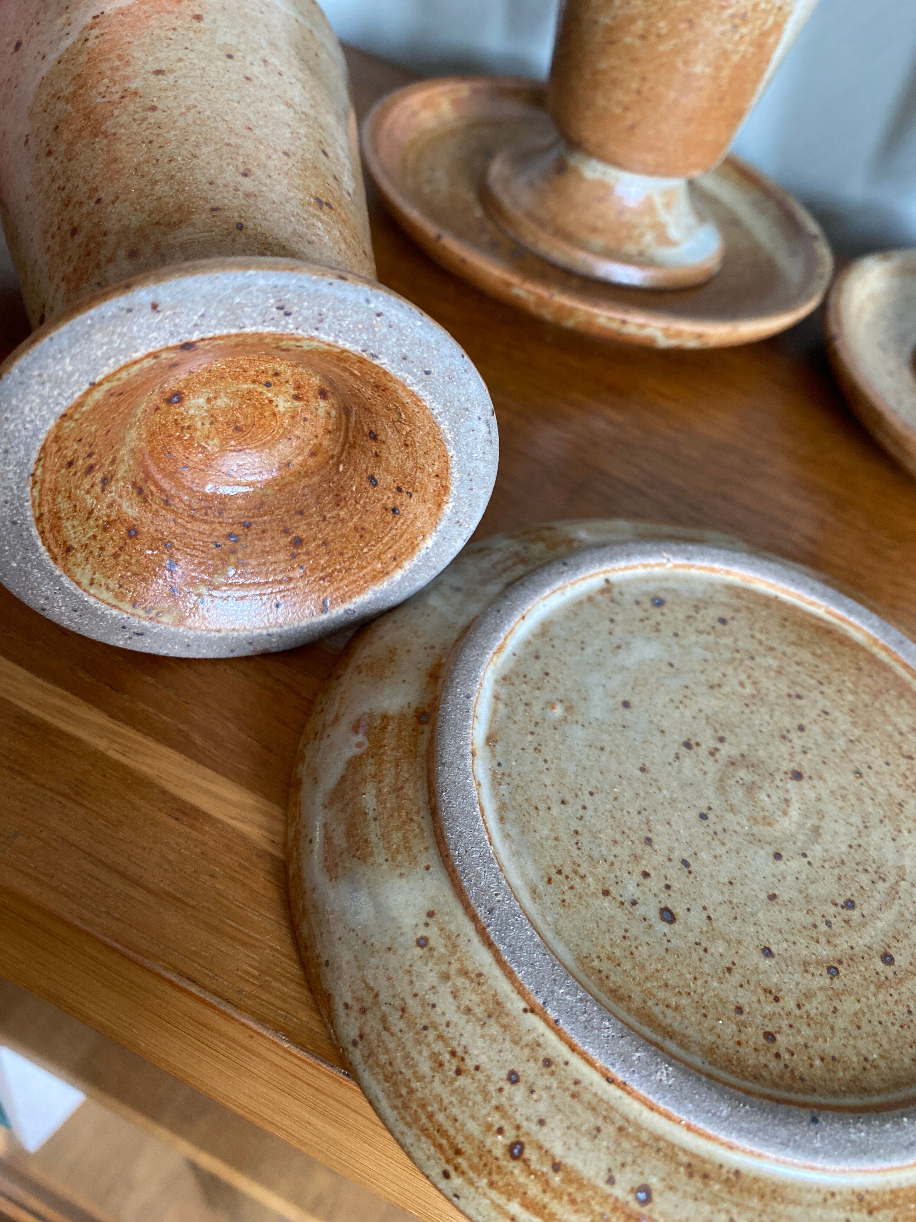 Set of 4 vintage stoneware coffee cups and plates