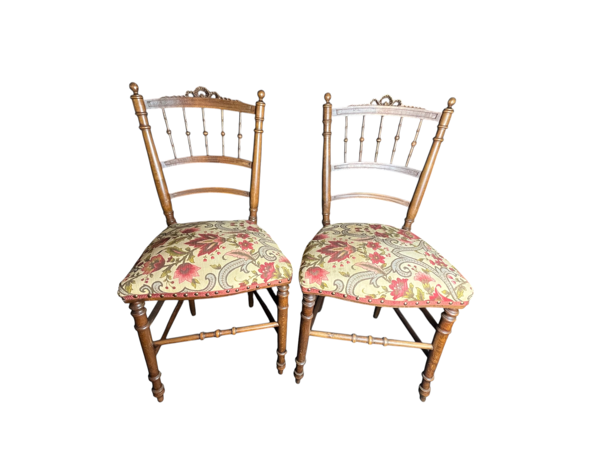 Deux chaises à musique assise fleurie début XXème