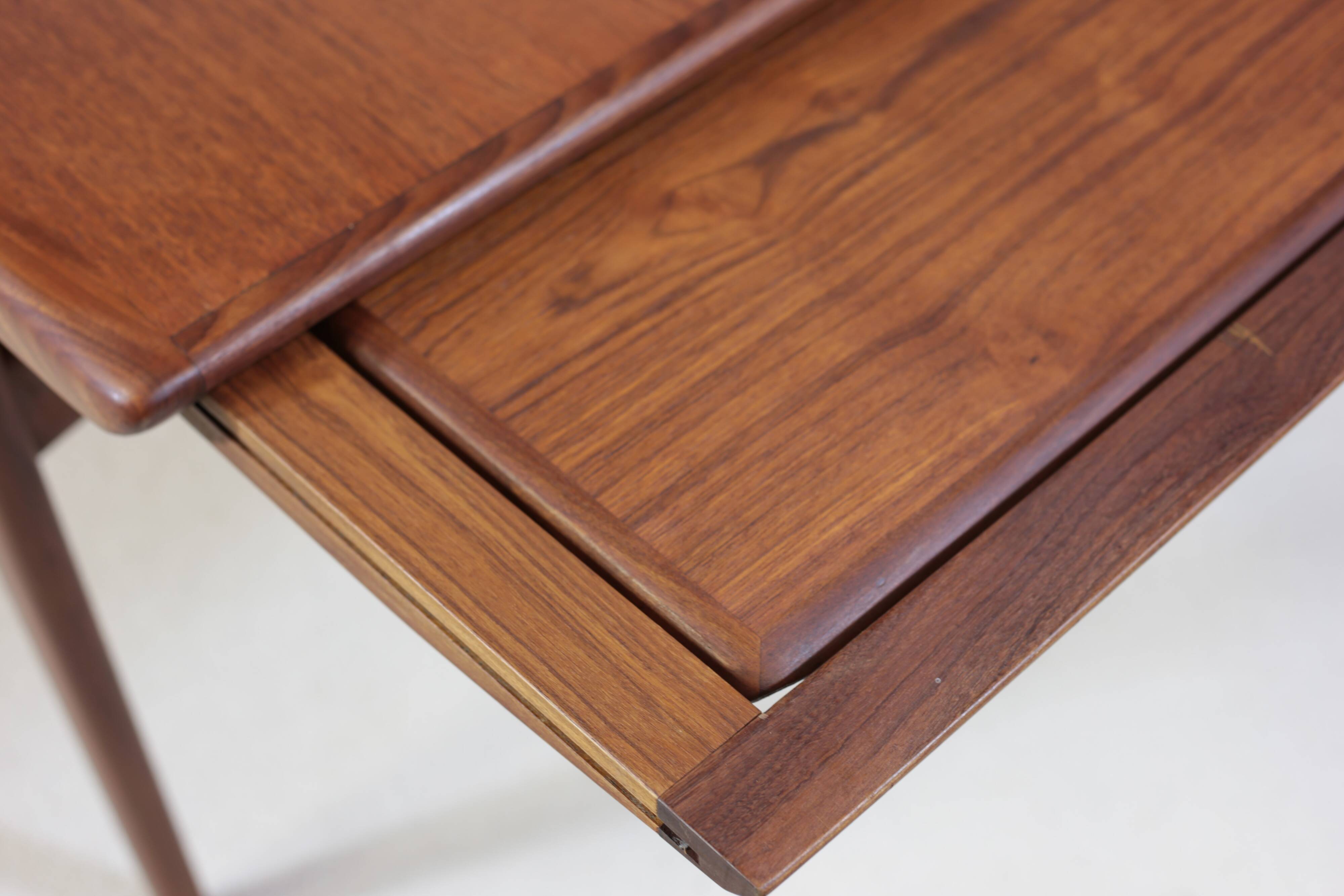 Johannes Andersen dining table