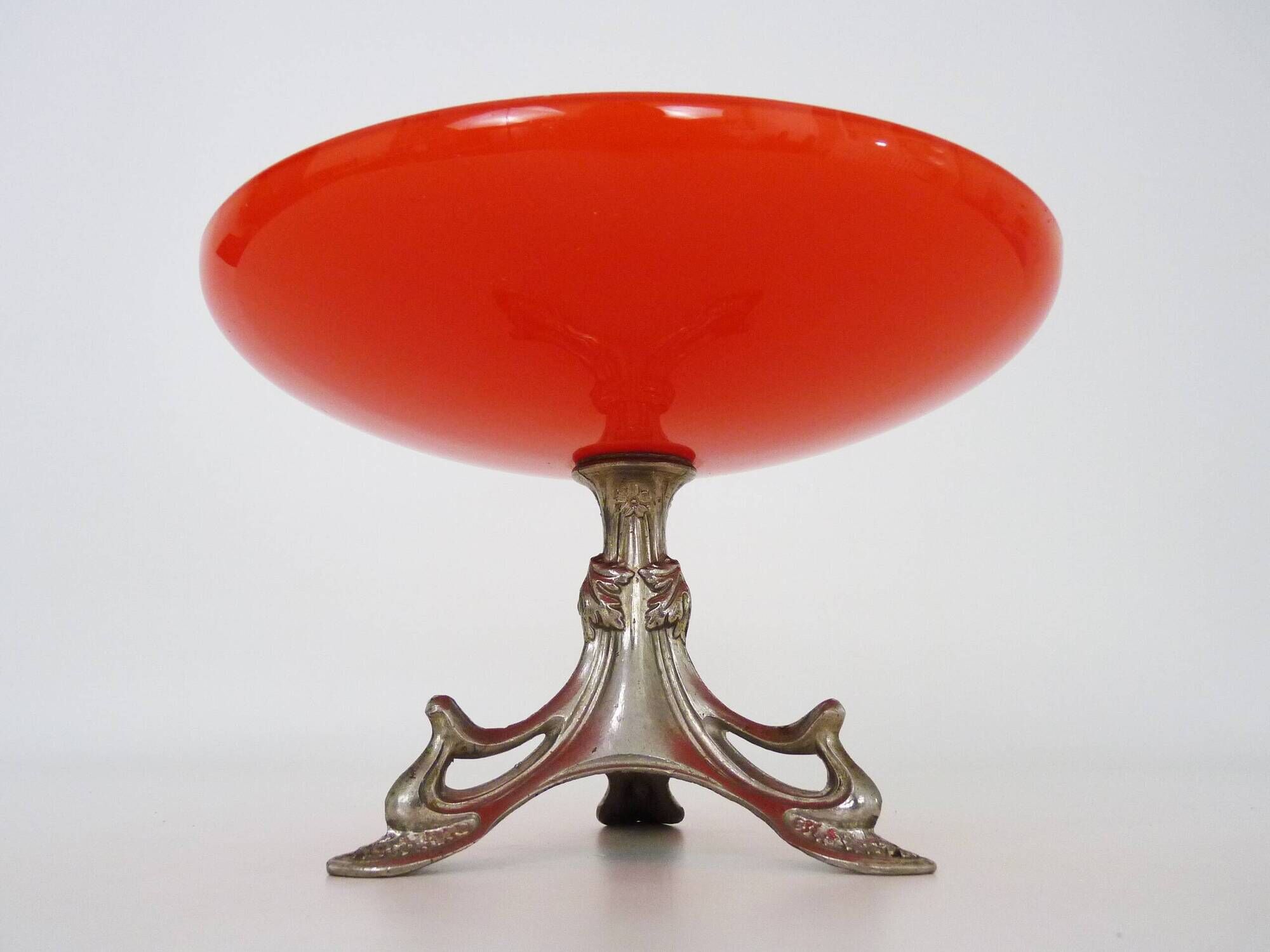 Centerpiece, Art Nouveau orange opaline fruit bowl and spelter foot