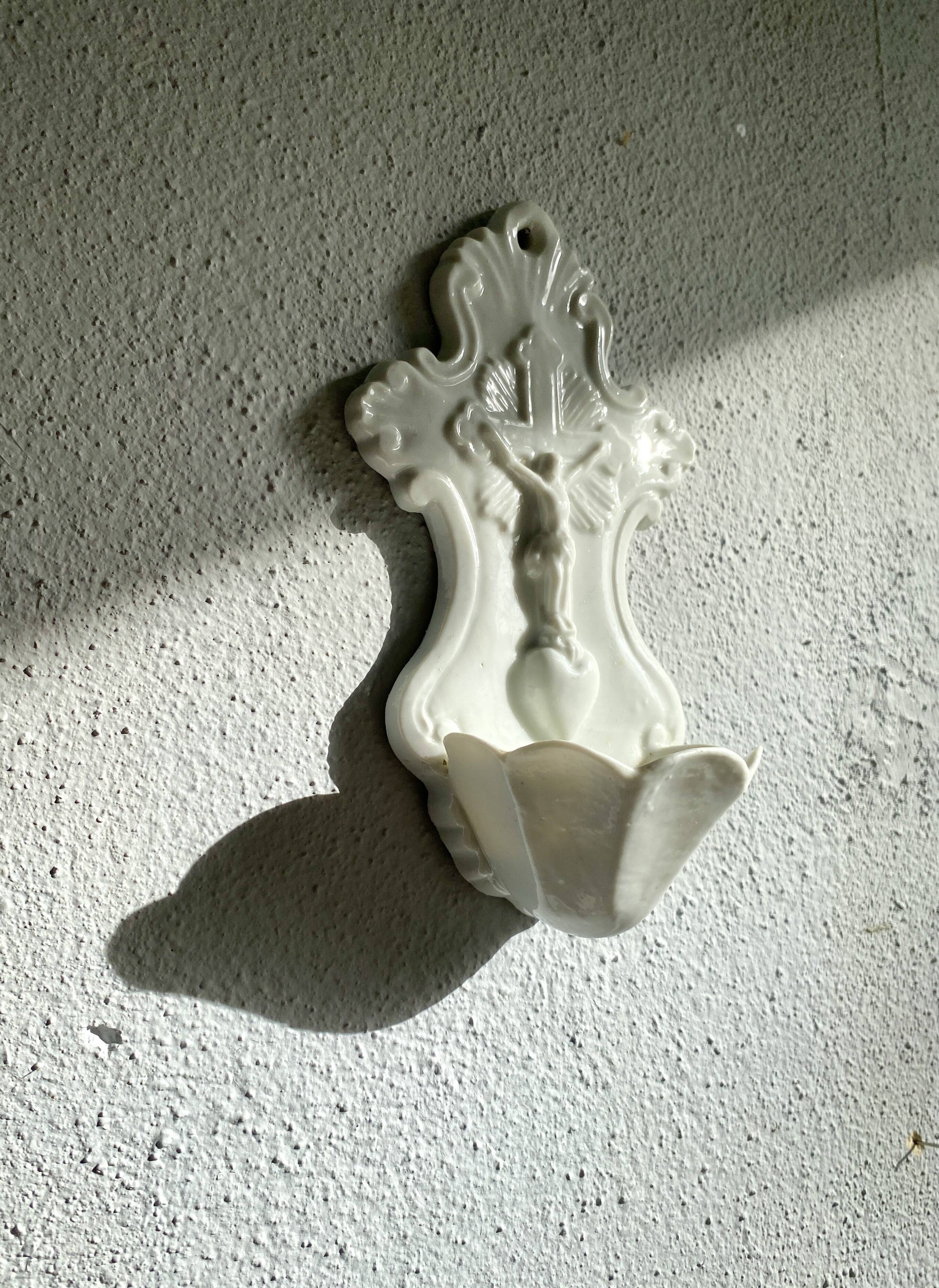 Bedside stoup, porcelain, 19th