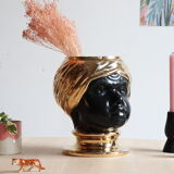 Vase tête en céramique italienne noire et dorée signé Behreno