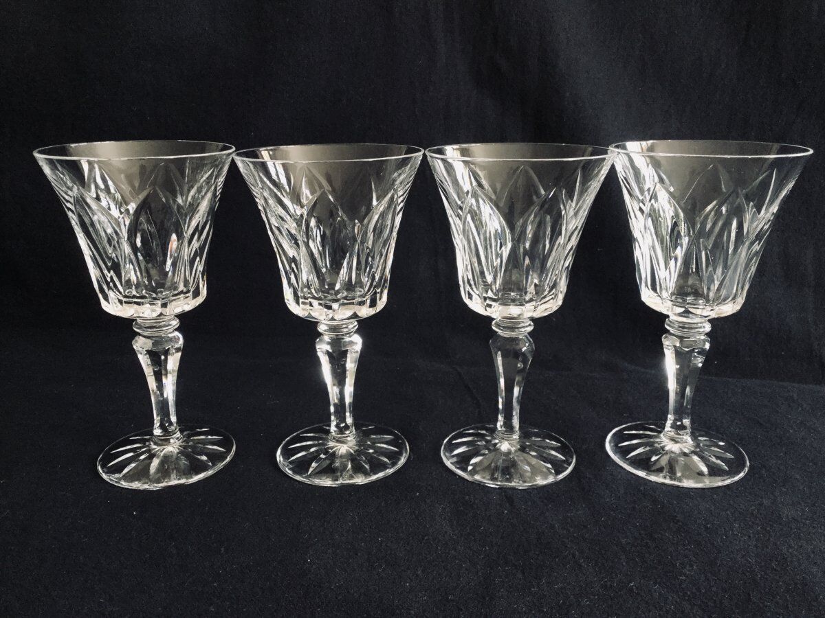 4 crystal red wine glasses from saint-louis camargue model