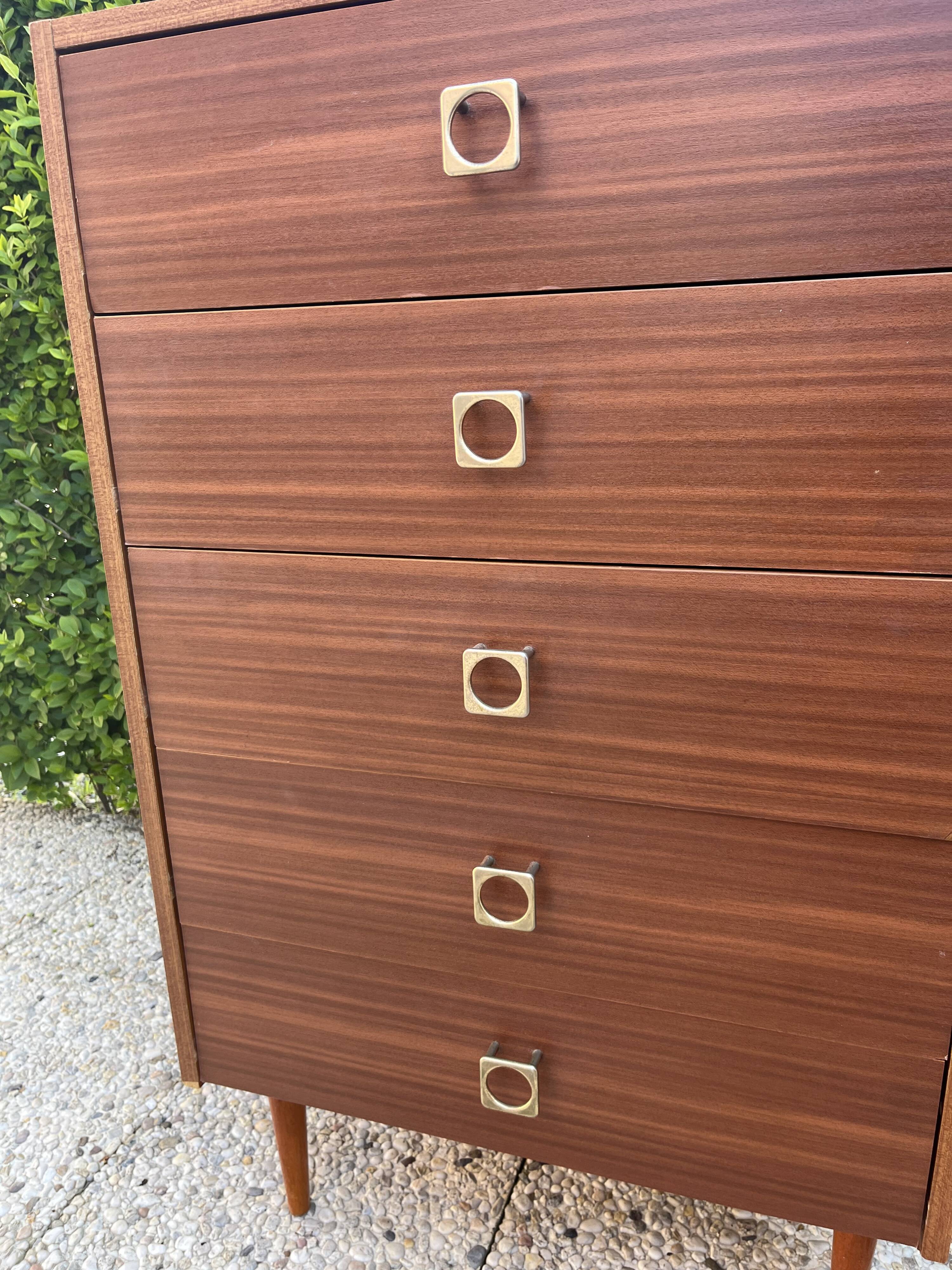 Vintage chest of drawers bobbin feet