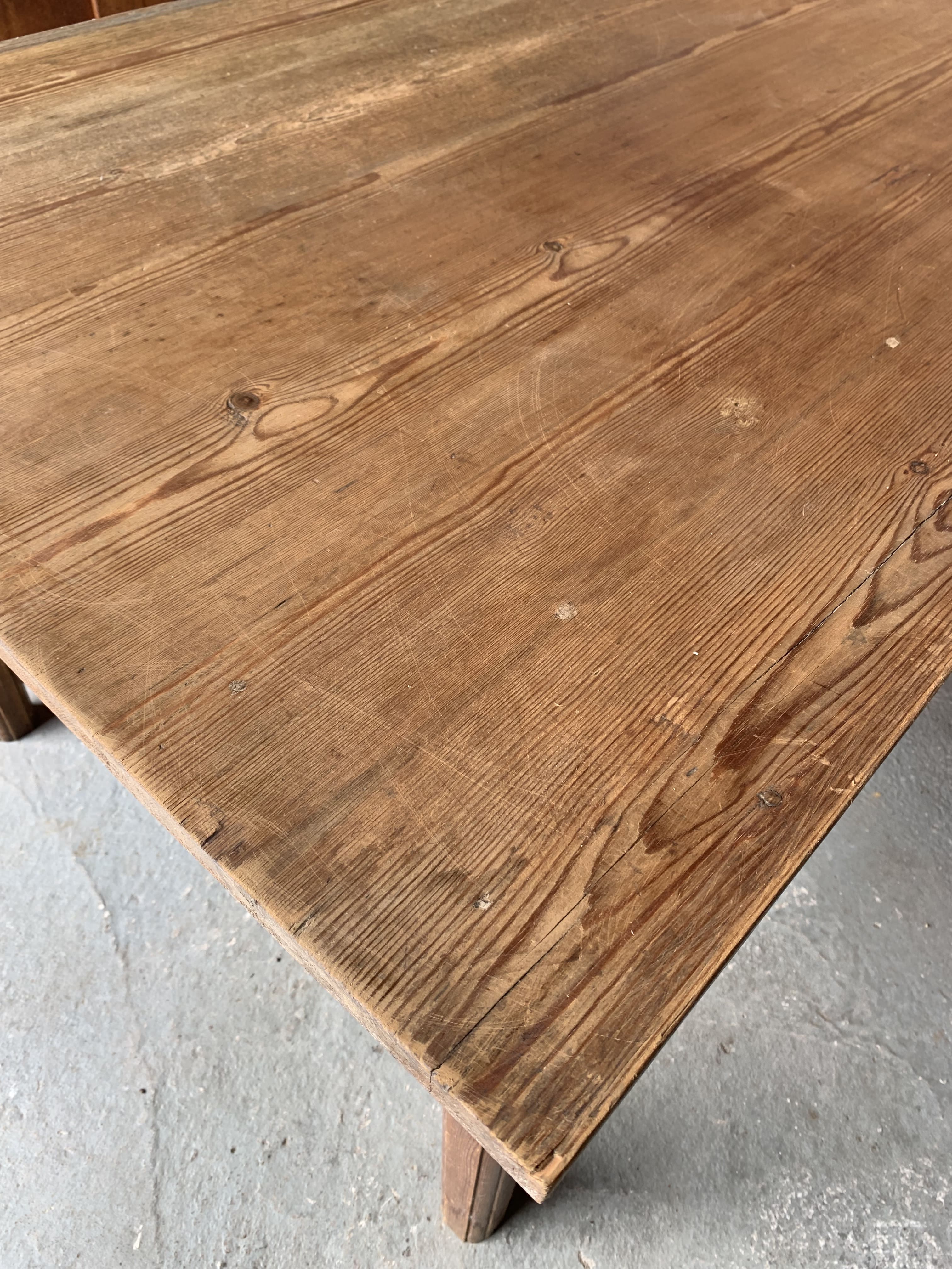 Old rectangular table - 1M40 - 2 drawers