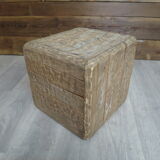 Pouf en bois