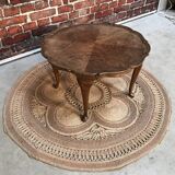 Round coffee table