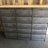 Ronéo industrial furniture with 15 shoe flaps