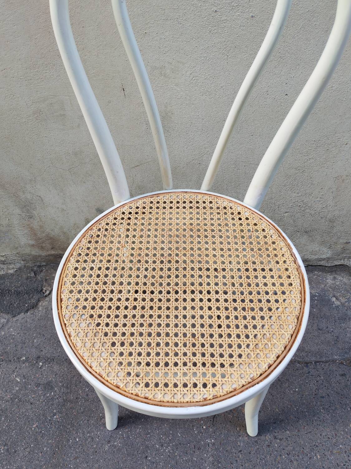 White lacquered wooden bistro chair