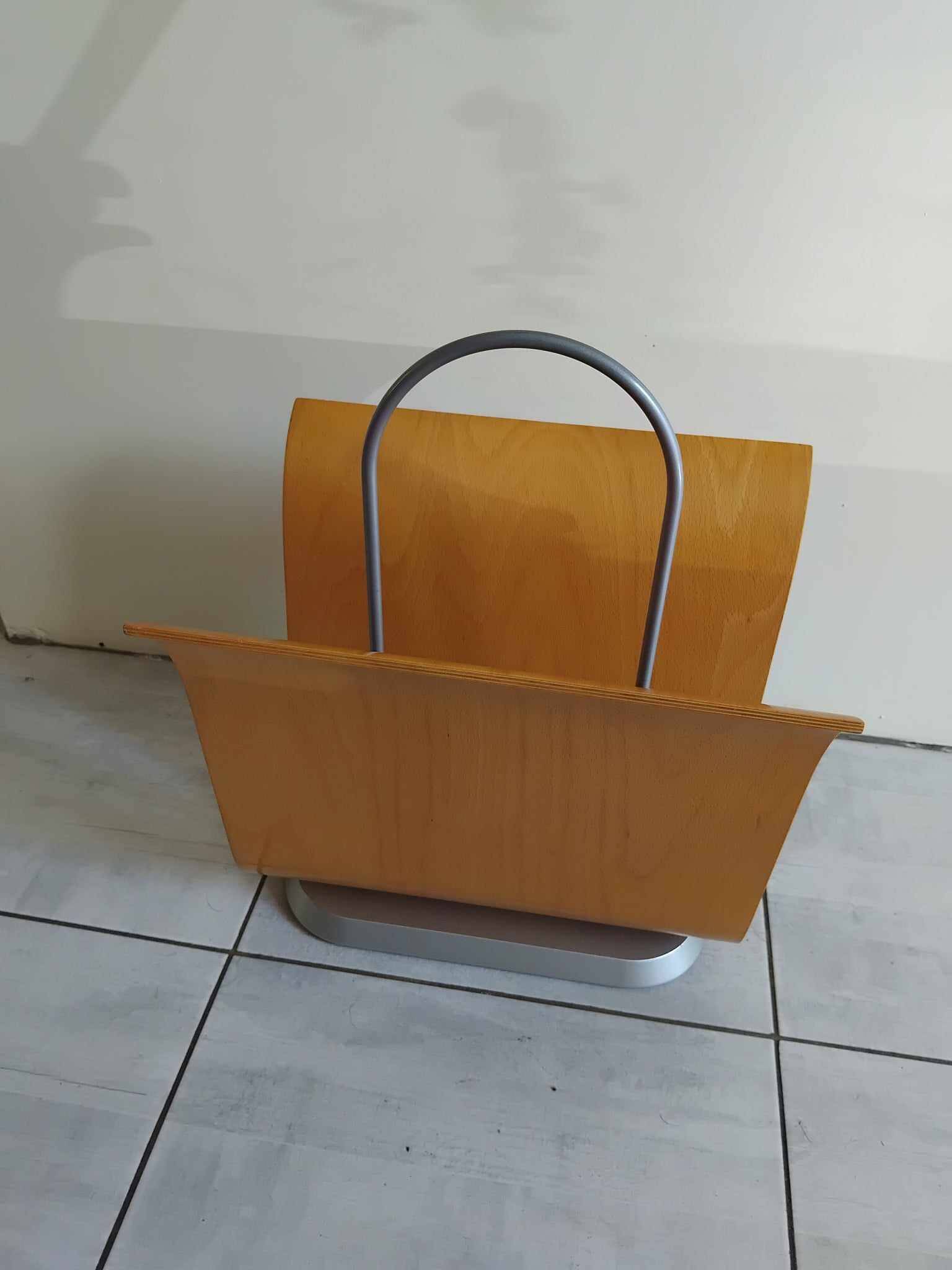 Roset line magazine rack from the 70s