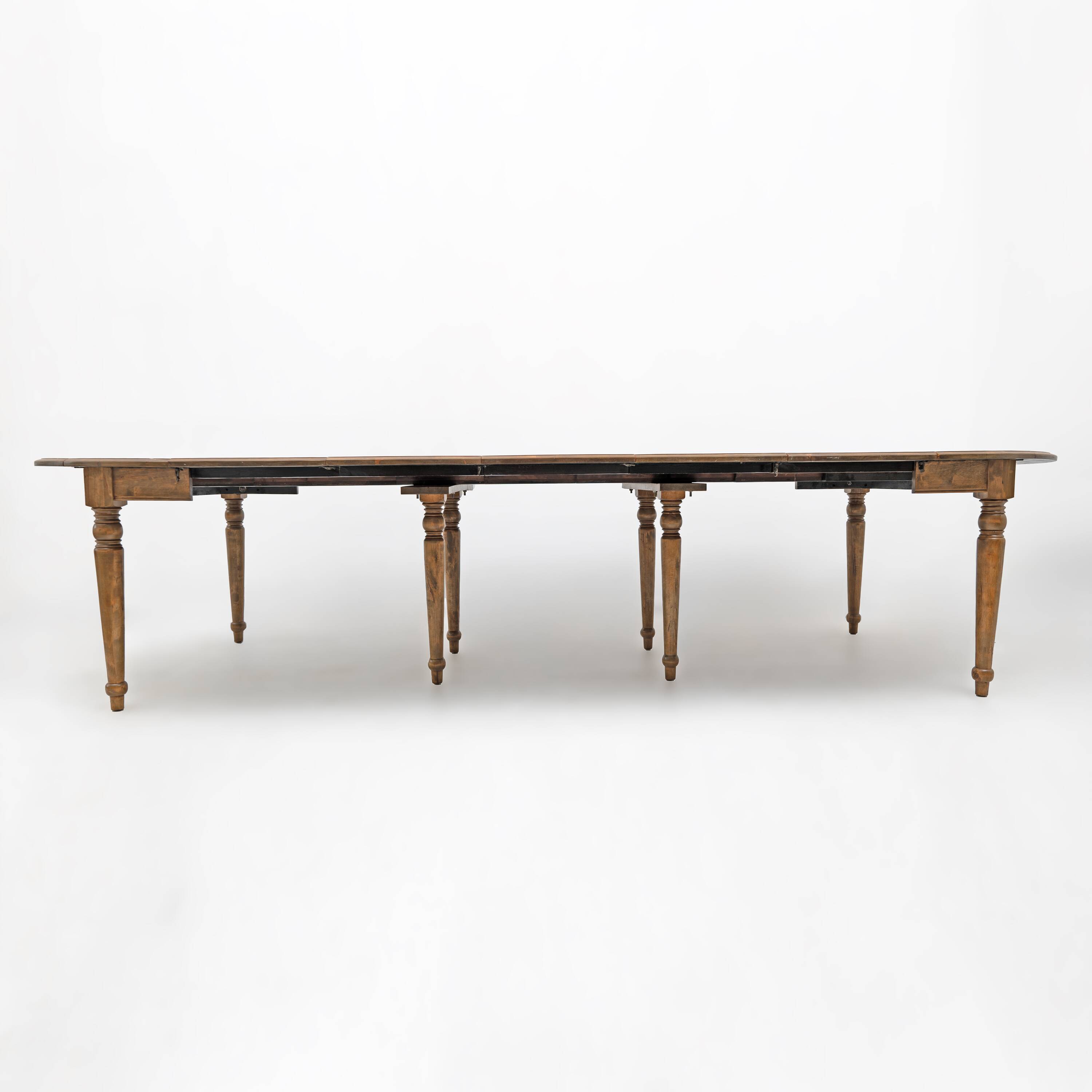 19th Century Tuscan Elm Extendable Round Dining Table with Five Leaves