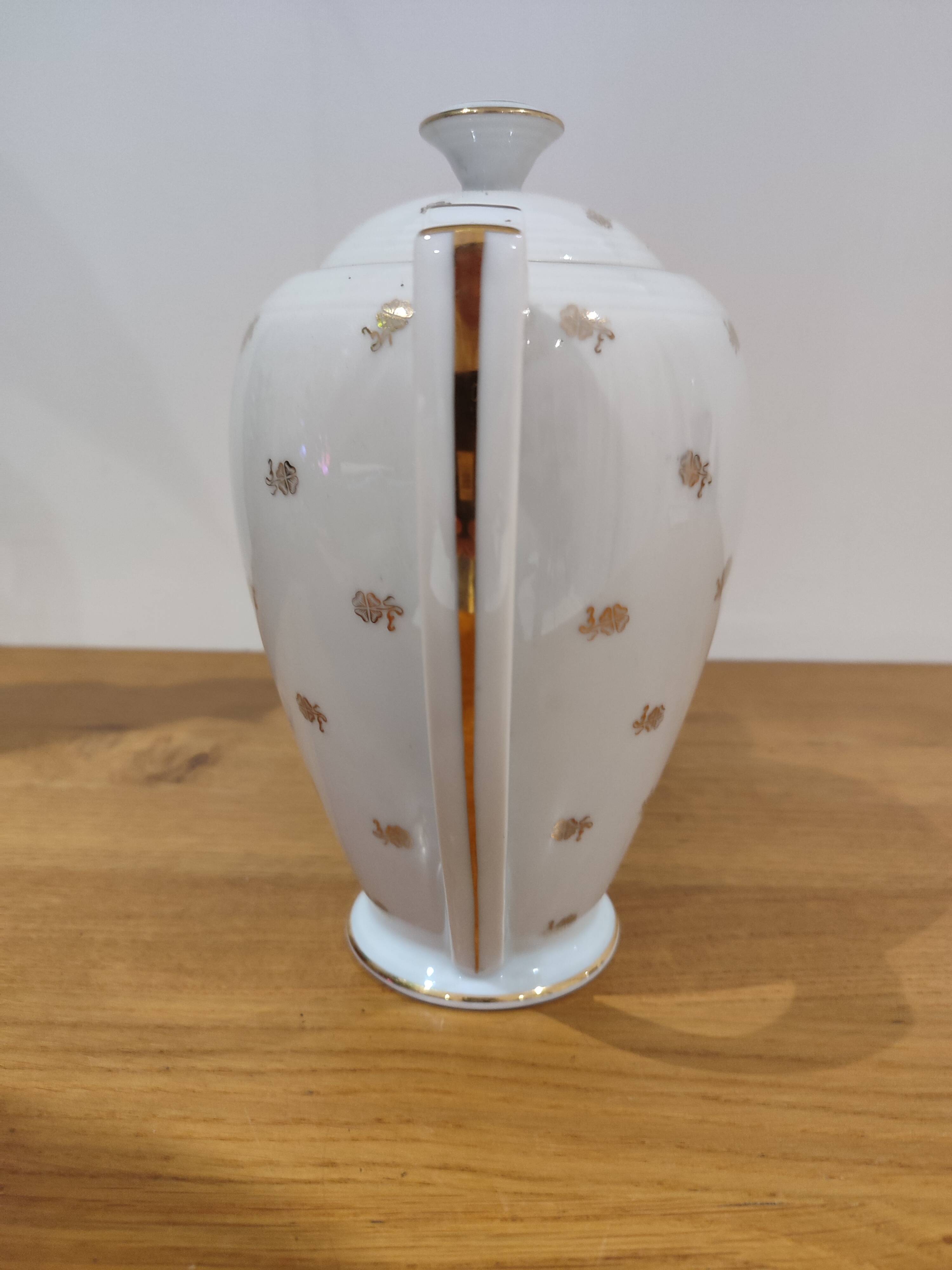 Cafetière porcelaine