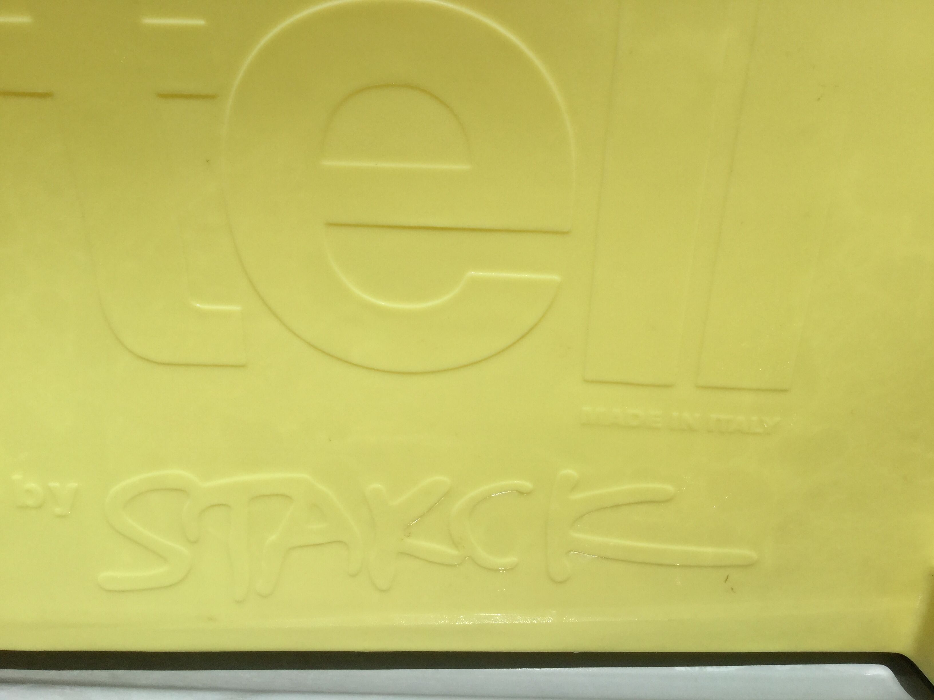 Banc extérieur kartell « sofa bubble club by starck »