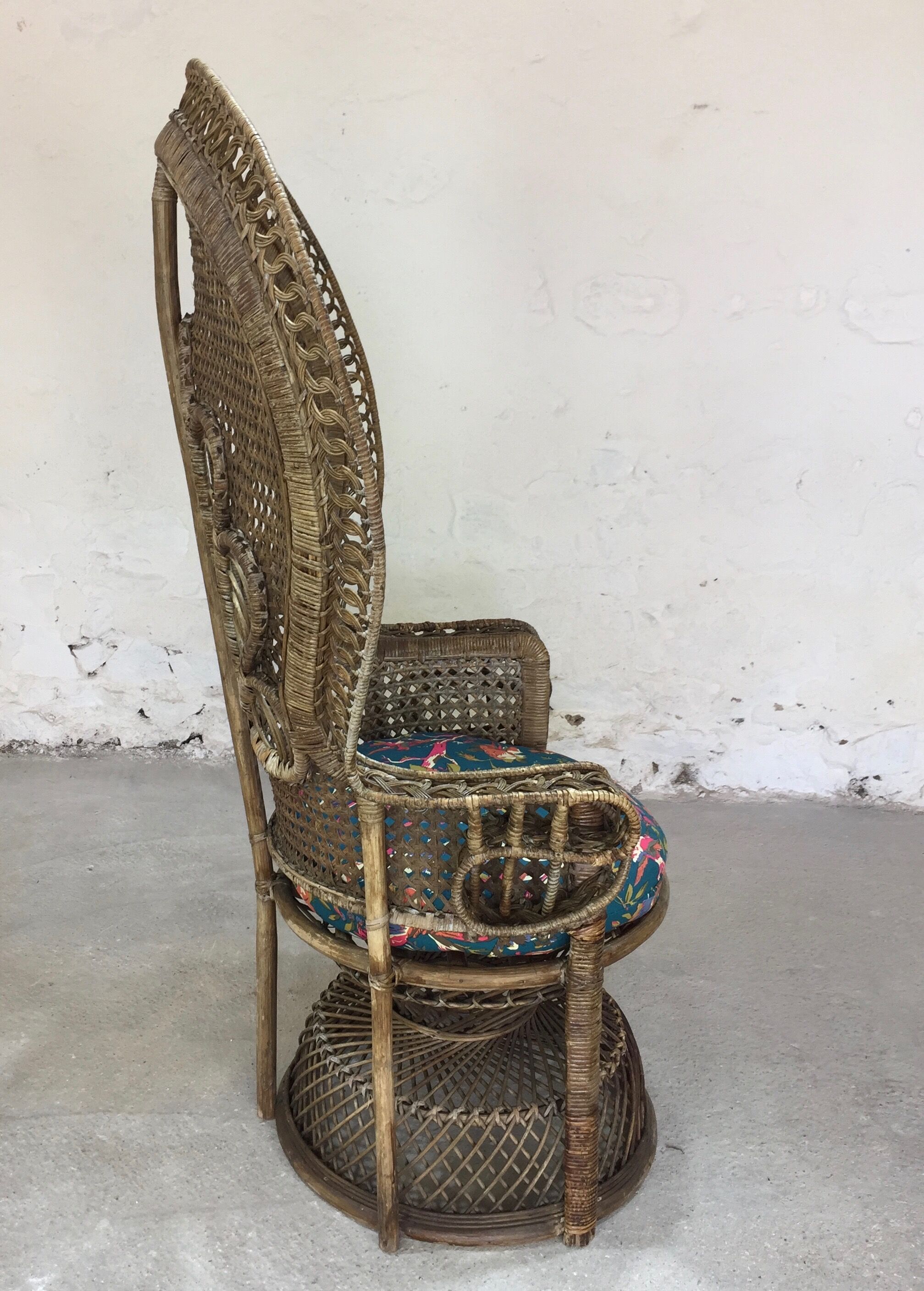 "Emmanuelle" type chair in rattan and wicker 70s