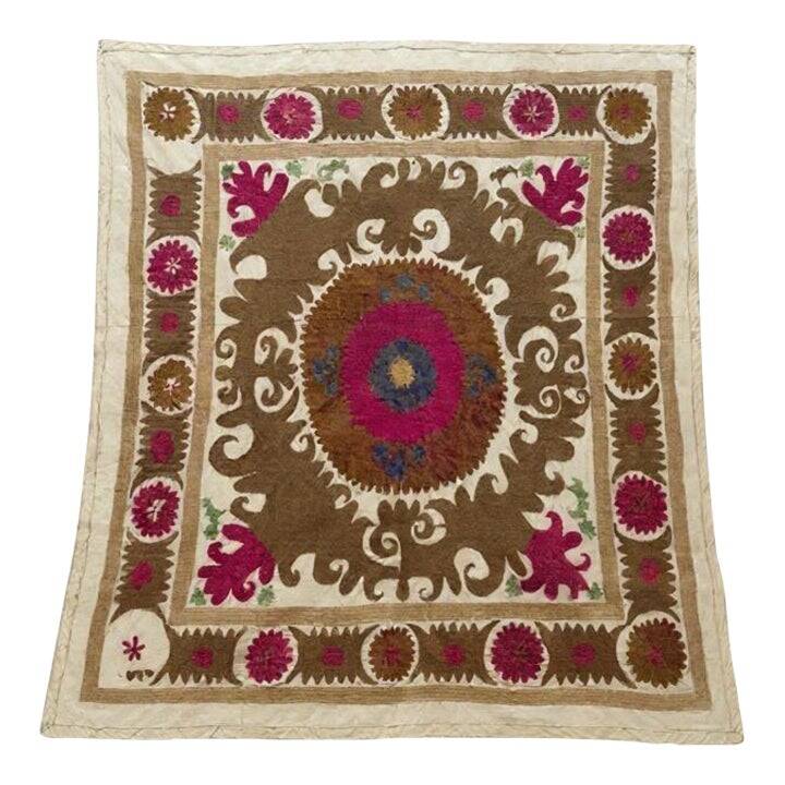 Vintage hand-embroidered tablecloth 121x133 cm