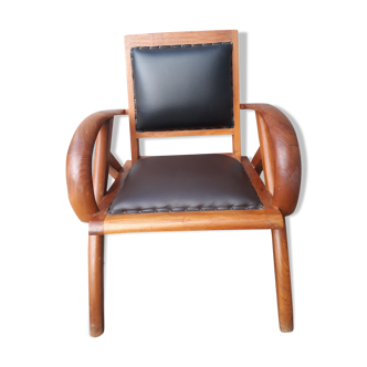 Colonial-style armchair