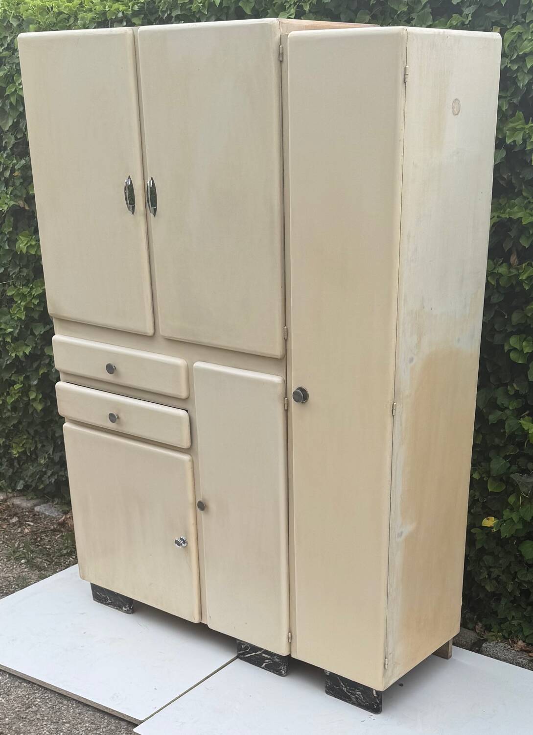 50s kitchen sideboard