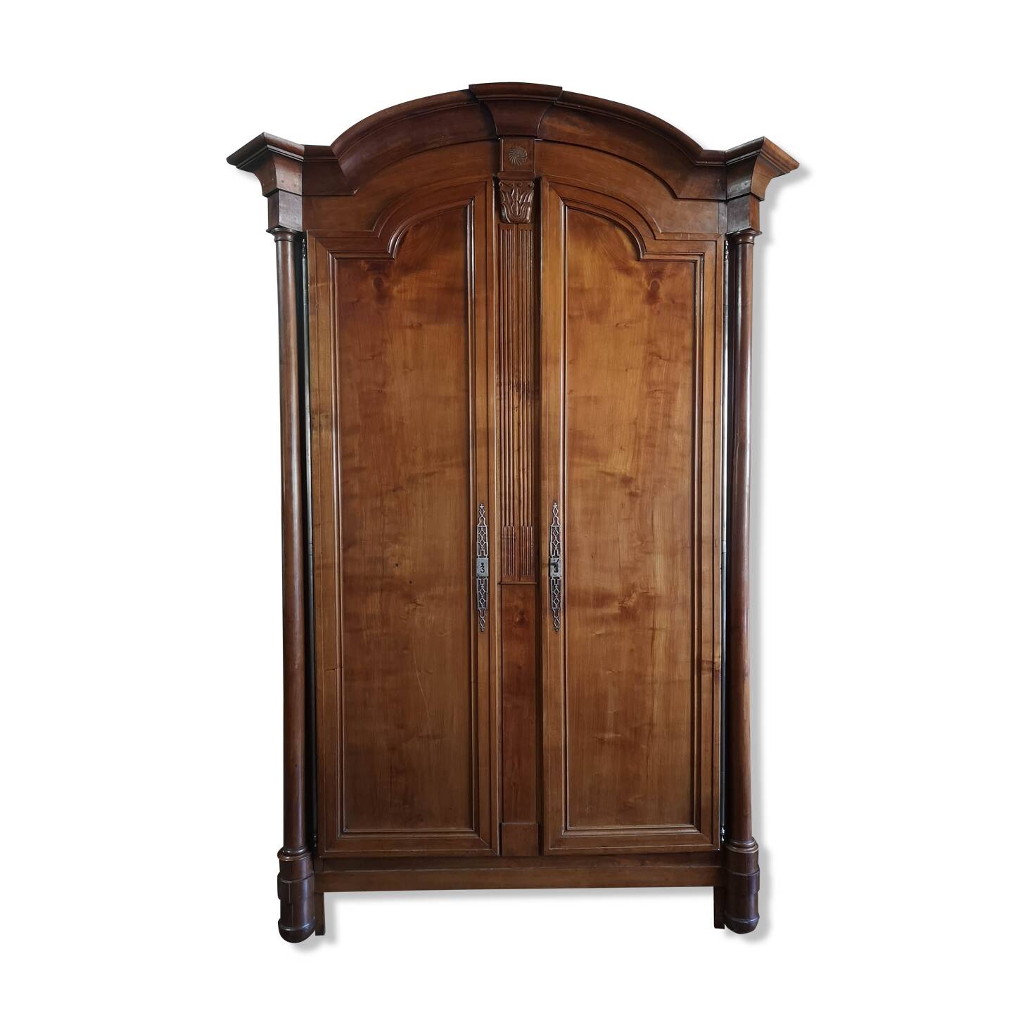 Cherry wood column wardrobe