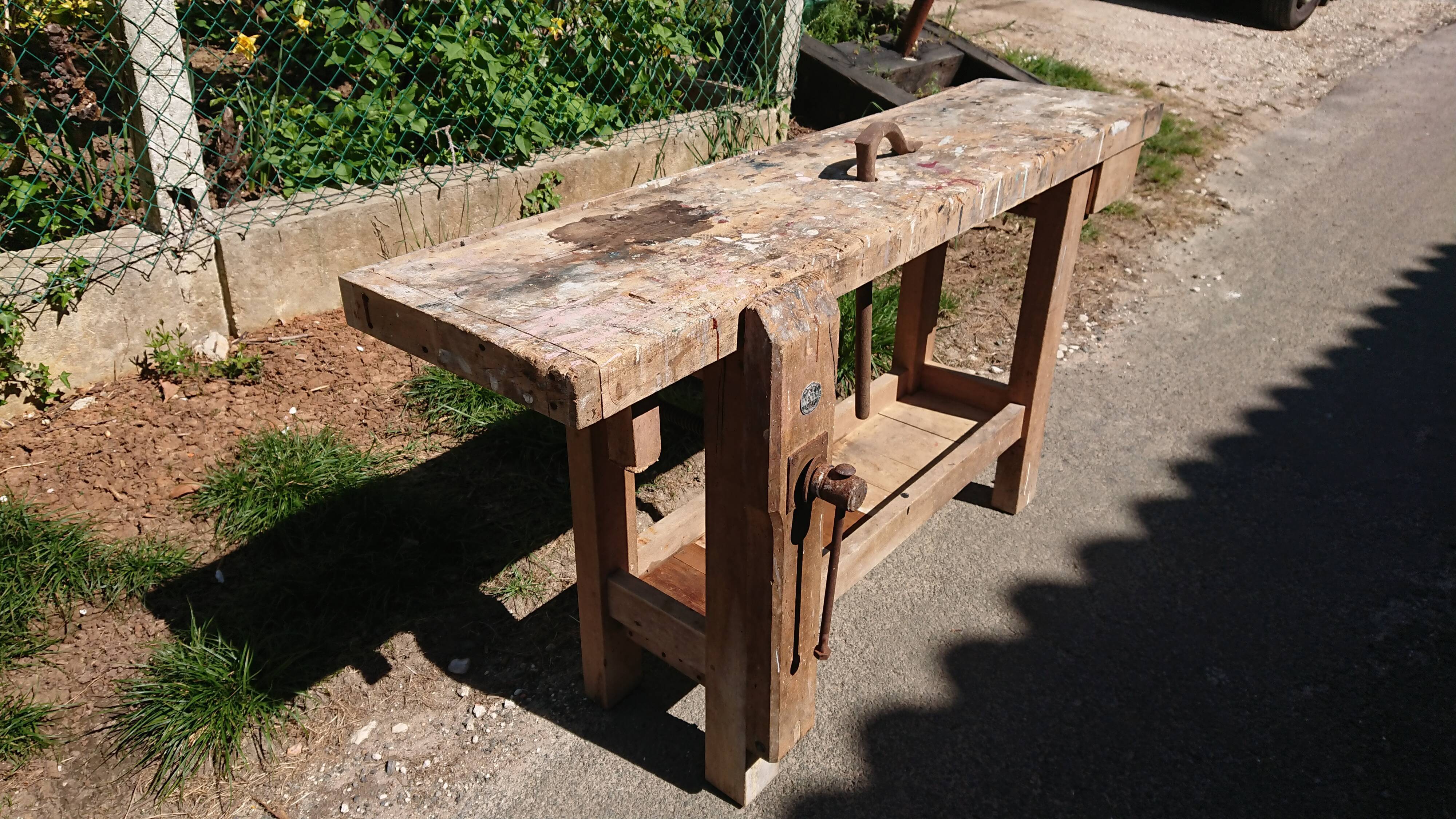 Built in raw wood with its press and valet - GRENAD