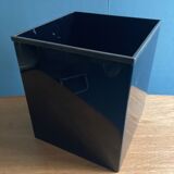 Produit BHV Corbeille à papier en lucite noire Dior Maison 1970