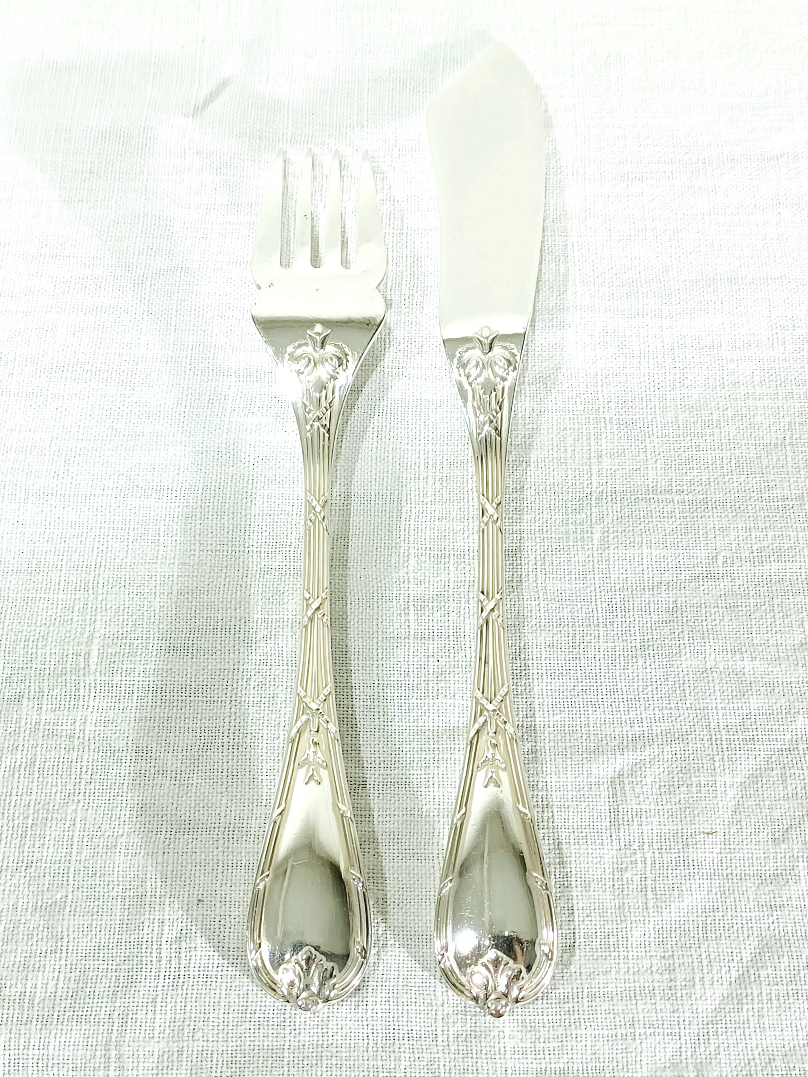 Christofle – 12-piece silver-plated fish cutlery set